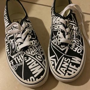 Vans size 4